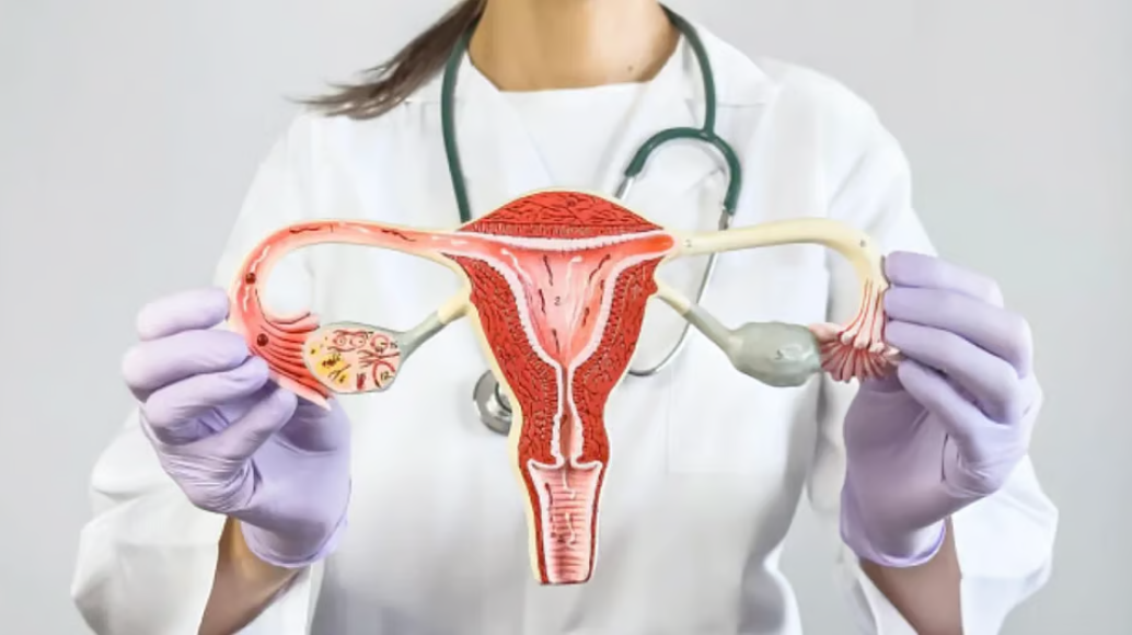 हॉर्मोनल असंतुलन: पीरियड और स्किन समस्याओं से बचने के आसान तरीके