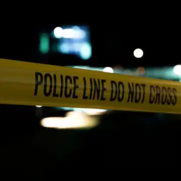 काम पर जाते समय दुर्घटना में दो लोगों की मौत, 12 घायल