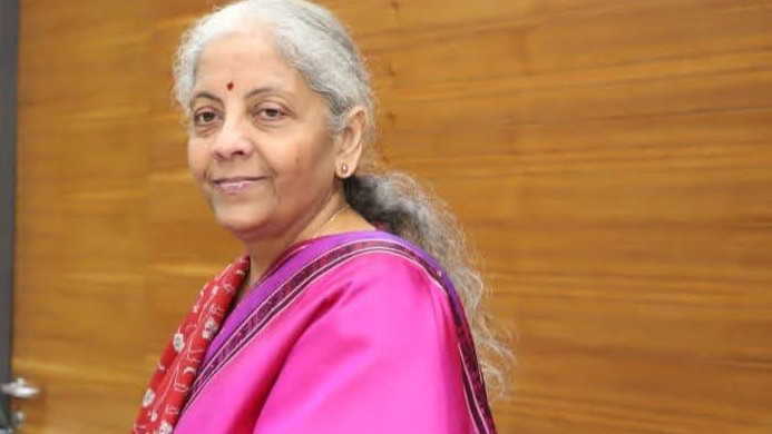 निर्मला सीतारमण की पहल से बदली कर्नाटक और आंध्र प्रदेश में विकास की तस्वीर, शिक्षा, रोजगार और पर्यावरण को मिला बढ़ावा