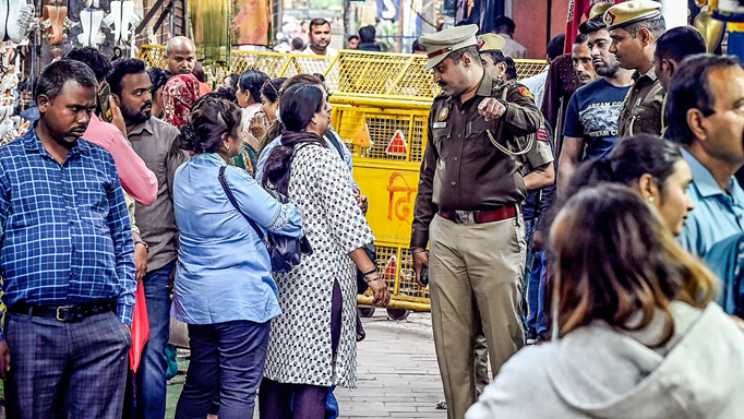 एक के बाद एक साथियों की ताबड़तोड़ गिरफ्तारी से घबरा गया था डॉक्टर उमर!