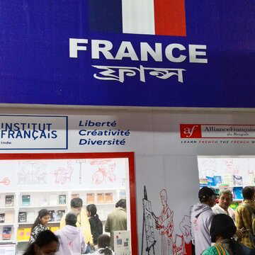 कोलकाता अंतरराष्ट्रीय पुस्तक मेले में विदेशी स्टॉलों की धूम, फ्रांस का स्टॉल बना आकर्षण