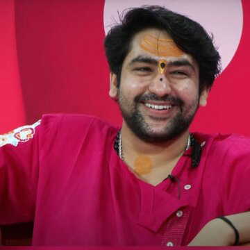 धीरेंद्र शास्त्री के बच्चे वाले बयान पर बोले जूली 'खुद के एक भी नहीं, दुनिया के 4-4 करवा दो!'