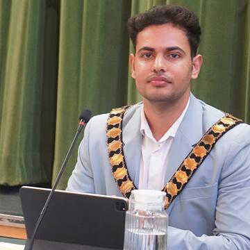 लंदन में सबसे कम उम्र का मेयर चुने जाकर हरियाणा के युवक ने तुषार कुमार रचा इतिहास