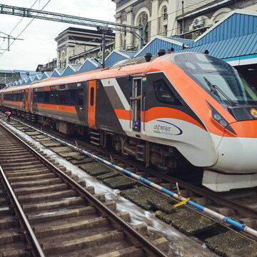 दिल्ली से पटना के बीच चलेगी पहली वंदे भारत स्लीपर ट्रेन, कब से?