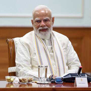 रवि शास्त्री ने पीएम नरेंद्र मोदी के 12 साल के कार्यकाल को बताया ऐतिहासिक