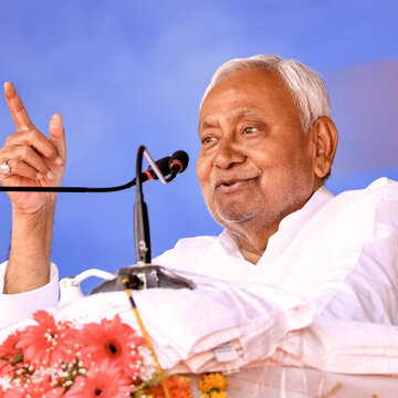 बिहार विधान परिषद की सदस्यता से नीतीश का इस्तीफा, अब संसद में निभाएंगे अहम भूमिका