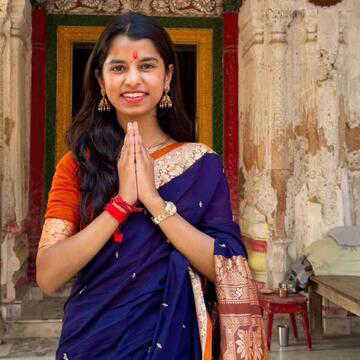 'पश्चिम बंगाल कहीं बांग्लादेश न बन जाए...' बंगाल में चुनाव प्रचार में मैथिली ठाकुर ने क्या कहा?