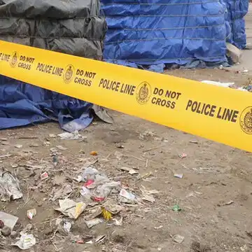 कोहरे में मौत का खेल: स्लीपर बस ट्रेलर से टकराई, परिवार उजड़ गया