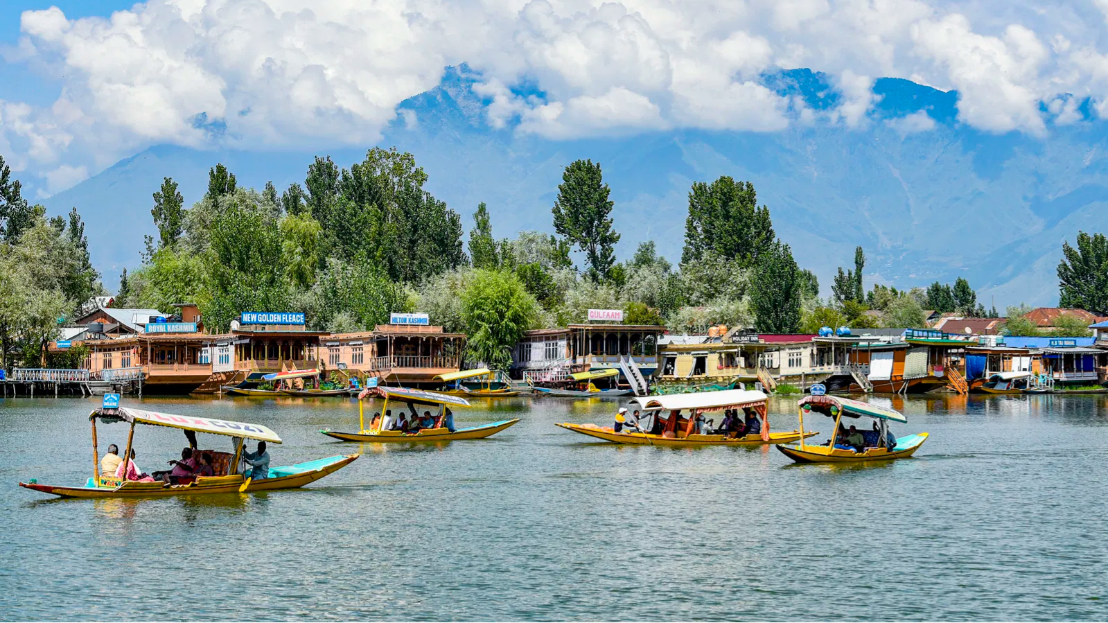 सिर्फ शिकारा ही नहीं श्रीनगर के झेलम और डल झील में जल्द ही कर सकेंगे वाटर मेट्रो की भी सवारी