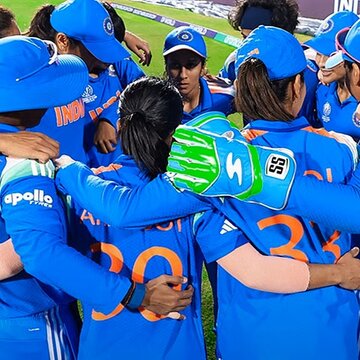 इंग्लैंड के खिलाफ अहम मुकाबले से पहले हरमनप्रीत टीम को बड़ा झटका, मैच फीस का 3 फीसदी जुर्माना