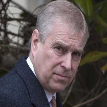 पूर्व प्रिंस एंड्रयू गिरफ़्तारी के लगभग 11 घंटे बाद जांच के अधीन रिहा