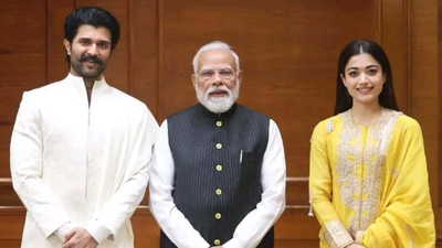 शादी के बाद रश्मिका मंदाना का नया लुक वायरल, नरेंद्र मोदी संग फोटो सुर्खियों में, Video