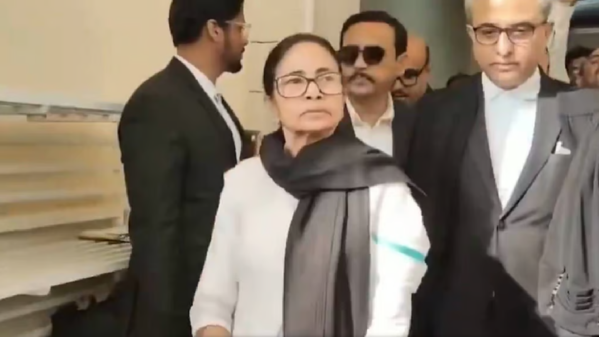 ‘SIR’-सुनवाई को लेकर बदली हवा, क्या अब राष्ट्रीय राजनीति?