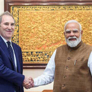 मोदी से मुलाकात के बाद अमेजन ने खोला निवेश का पिटारा,  2030 तक भारत में अरबों डॉलर लगाएगी कंपनी