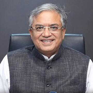 193 सांसदों के समर्थन के बावजूद नहीं मानी गई मांग, बिना कारण बताए प्रस्ताव खारिज होने पर उठे सवाल