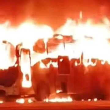 राजस्थान के एक्सप्रेसवे पर हादसा, ट्रेलर में आग लगने से चालक की जलकर मौत, एक गंभीर रूप से घायल