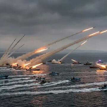 ईरान का पलटवार: अमेरिकी युद्धपोत पर ड्रोन हमला, पश्चिम एशिया में फिर बढ़ा तनाव