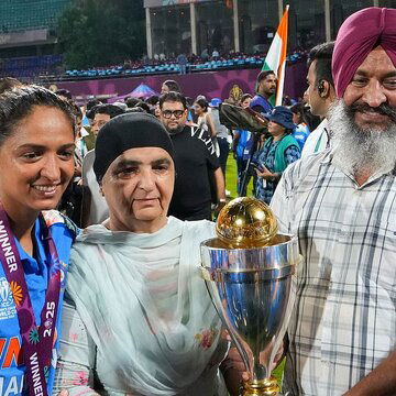 ‘तुमसे हर दिन मिलूंगी’, सोशल मीडिया पर हरमनप्रीत का संदेश किसके लिए ?