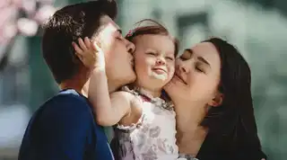 छोटी उम्र से बनाएं बच्चों का आत्मविश्वास, माता-पिता का व्यवहार ही तय करता है बच्चों का भविष्य