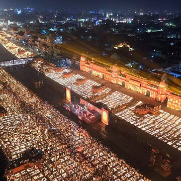 अयोध्या में दीपोत्सव पर बना विश्व रिकॉर्ड, 26 लाख दीपों से जगमग हुई रामनगरी