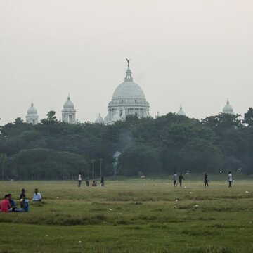 कम होता जो रहा है सर्दी का अहसास, क्या ठंड लौटने की संभावना है ?