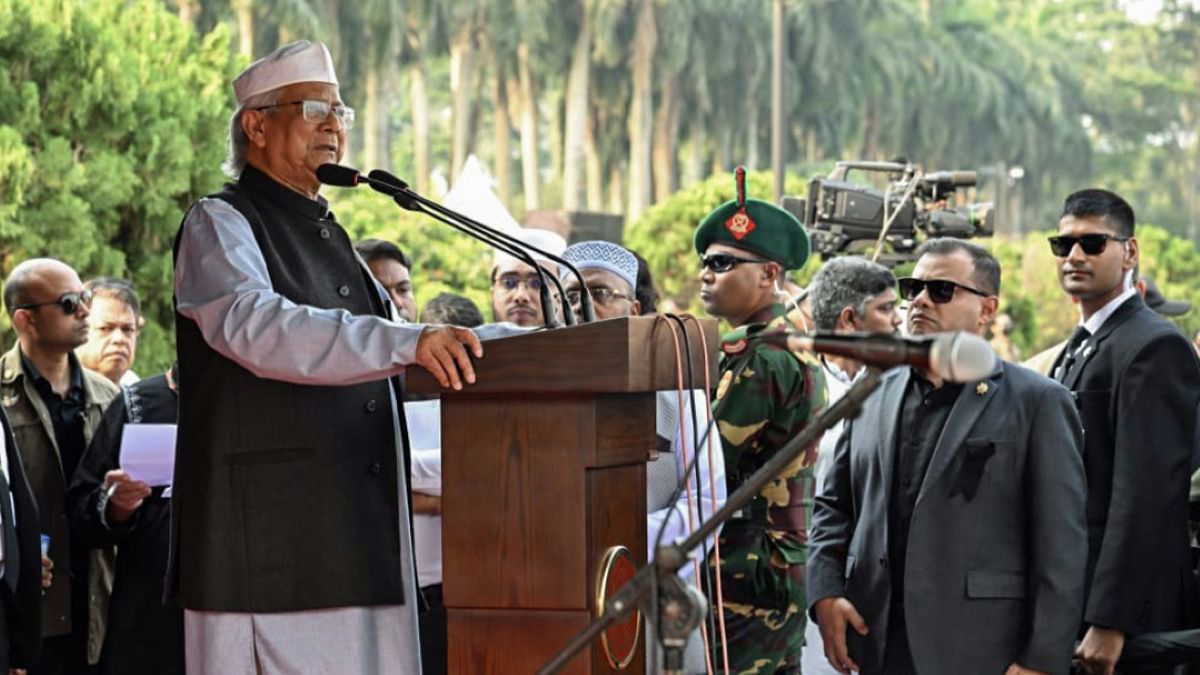 यूनुस ने सुरक्षा बैठक की अध्यक्षता की; दैनिकों व सांस्कृतिक संगठनों पर हमलों के लिए 31 की पहचान, 6 गिरफ्तार