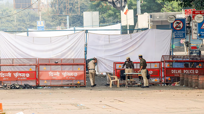 दिल्ली विस्फोट स्थल से 9 MM की तीन कारतूस बरामद, किस पिस्तौल से दागी गयी थी गोली? कौन था निशाना?