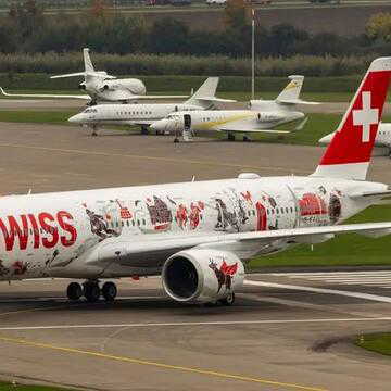 दिल्ली एयरपोर्ट पर टेक-ऑफ के समय स्विस एयरलाइंस के विमान की इंजन में लगी आग, 6 यात्री घायल