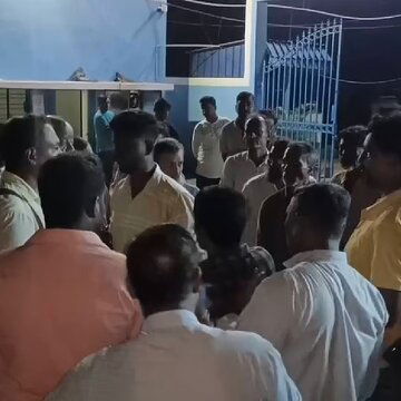 राहत सामग्री संग्रह करने गए सीपीएम नेताओं पर हमला, 10 घायल, तृणमूल पर हमले का आरोप