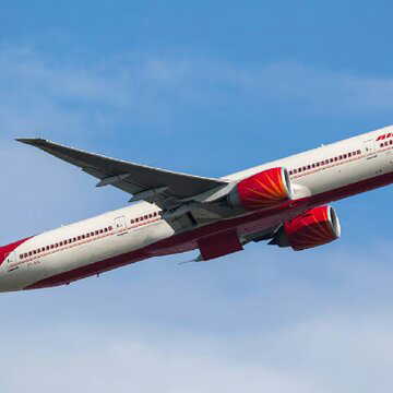 बिना वैध दस्तावेज़ के उड़ रहा था विमान, DGCA ने शुरू की जांच