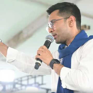 Bengal Election: 'विश्वासघात' भूलना होगा, नाम के साथ 'गद्दार' जुड़े तो कैसा लगेगा? नंदीग्राम में अभिषेक बनर्जी ने और क्या कहा?