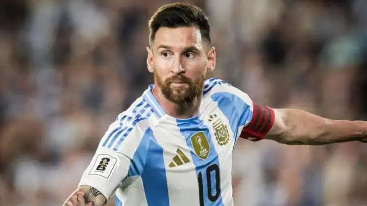 GOAT टूर पर मिलना चाहते हैं मेस्सी से? साथ में खिंचवा भी पाएंगे फोटो : खर्चा 10 लाख रुपए मात्र!