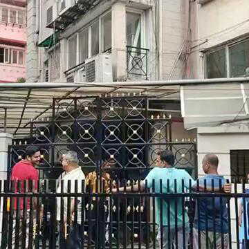 सुमित राय की तलाश में अभिषेक बनर्जी के घर में छापेमारी,  ताला तोड़कर घर में दाखिल हुई पुलिस टीम