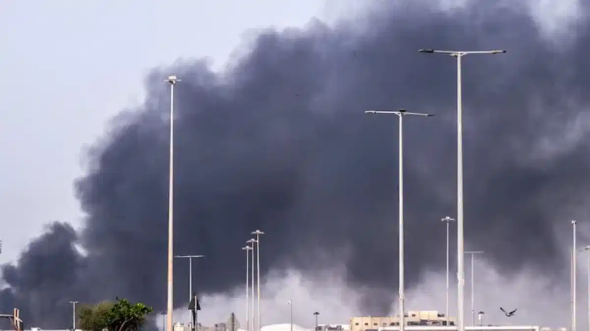 पश्चिम एशिया तनाव के बीच UAE में बड़ा हादसा, भारतीय नागरिक घायल