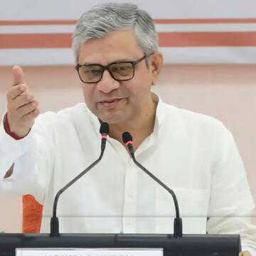 मेट्रो विस्तार और रेल सुविधाओं को लेकर रेल मंत्री से मिले जनप्रतिनिधि