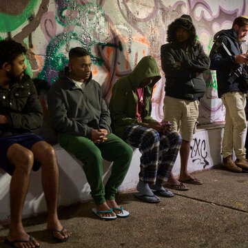 तेहरान से दुबई तक धमाके, ईरान-इजरायल युद्ध भड़का, खाड़ी देशों तक पहुंची आग