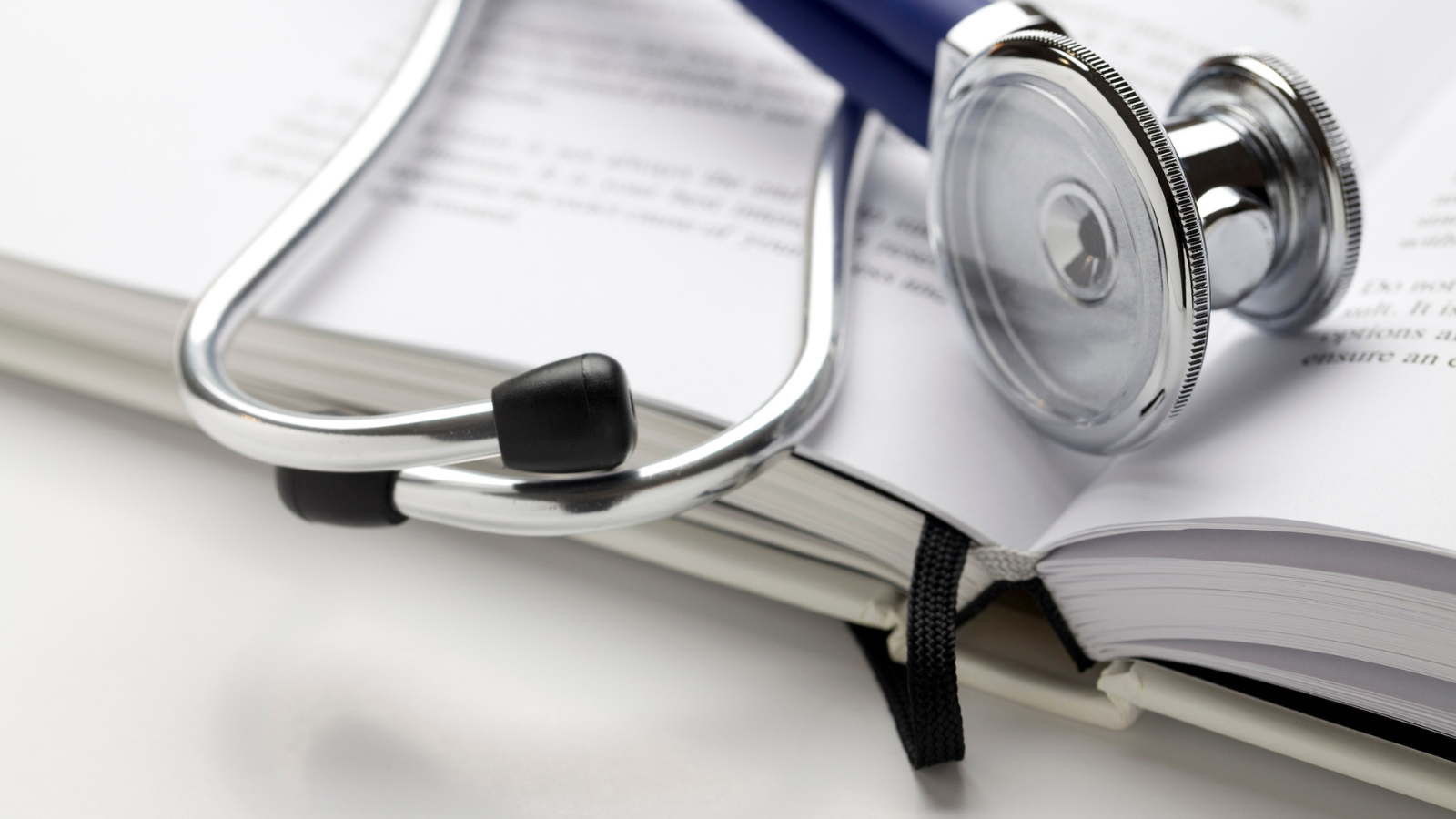 राष्ट्रपति के फैसले के खिलाफ SC पहुंची तमिलनाडु सरकार: क्या खत्म होगी NEET की अनिवार्यता? जानें पूरा मामला