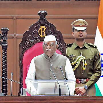 बेचैनी महसूस करने के बाद राजस्थान के राज्यपाल हरिभाऊ बागड़े एसएमएस अस्पताल के आईसीयू में भर्ती