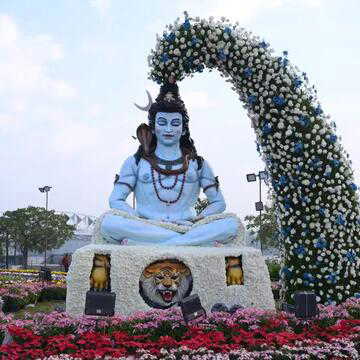 अहमदाबाद रिवर फ्रंट पर शुरू हुआ इंटरनेशनल फ्लावर शो 'भारत एक गाथा', विशेषताएं और कब तक चलेगा?