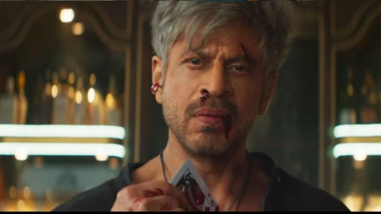 60 के हुए बॉलीवुड के बादशाह शाहरुख खान, फिर भी जादू कायम