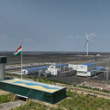 अडानी ग्रीन का बड़ा कदम: खावड़ा में 510 मेगावाट नई ऊर्जा परियोजनाओं का उद्घाटन