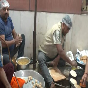 लिट्टी-चोखा से लेकर जलेबी तक: बिहार में मतगणना शुरू होते ही दिल्ली में भाजपा मुख्यालय में जीत के जश्न की तैयारी