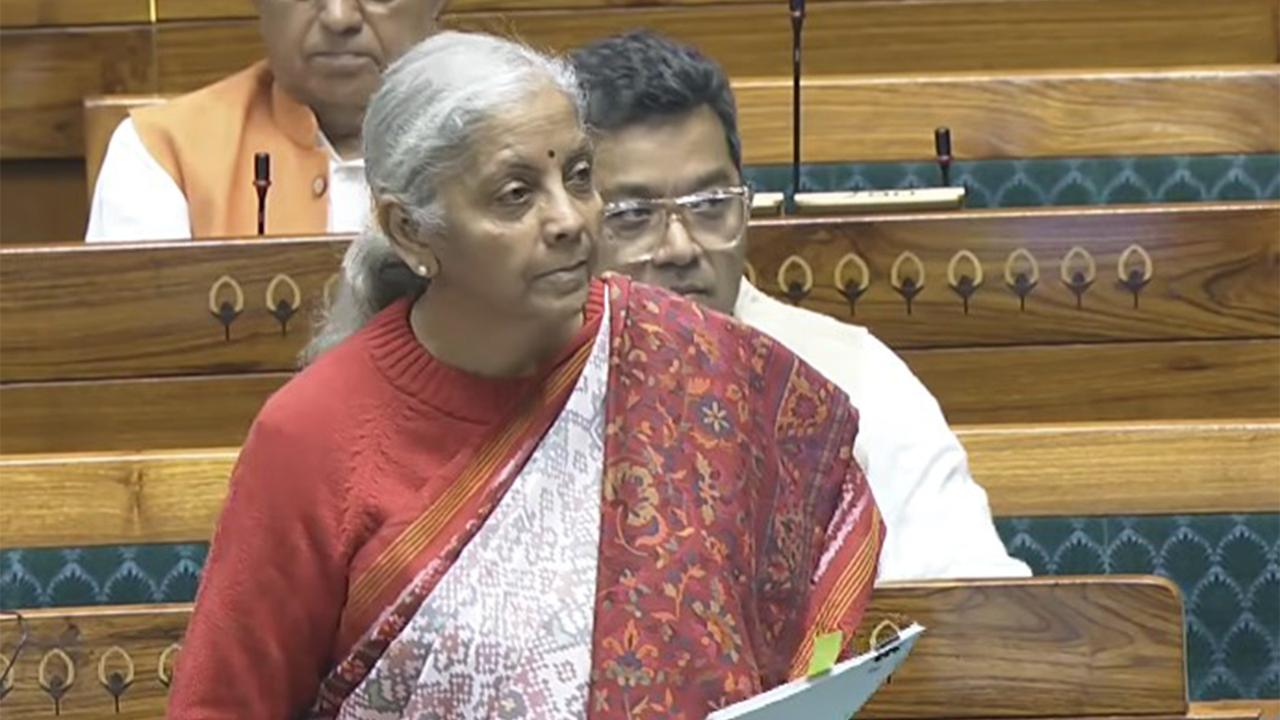 “सबका बीमा, सबकी रक्षा”: लोकसभा में पेश हुआ बीमा कानून संशोधन विधेयक 2025