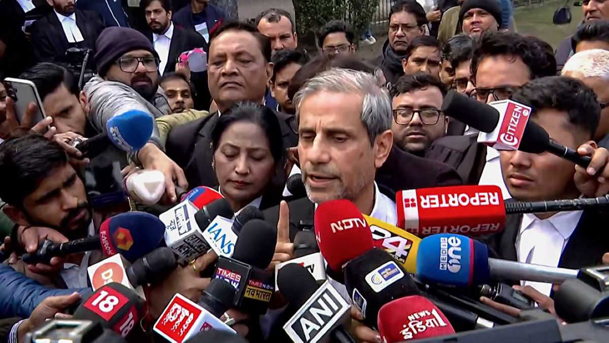 उन्नाव बलात्कार मामला: “यह जीत नहीं, बस थोड़ी राहत”: सुप्रीम कोर्ट के आदेश पर पीड़िता के वकील की प्रतिक्रिया