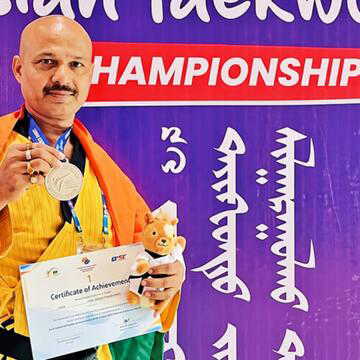 बंगाल के राइफल फैक्टरी की नौकरी के साथ ताइक्वांडो में कमाल, लक्ष्मीनारायण दास ने जीता एशियाई रजत