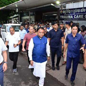 ओडिशा के कटक मेडिकल कॉलेज व अस्पताल के ICU में लगी आग, 10 मरीजों की हुई दर्दनाक मौत, कई झुलसे