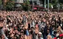 पीओके में बगावत, सेना हटाने को 24 घंटे का अल्टीमेटम जारी