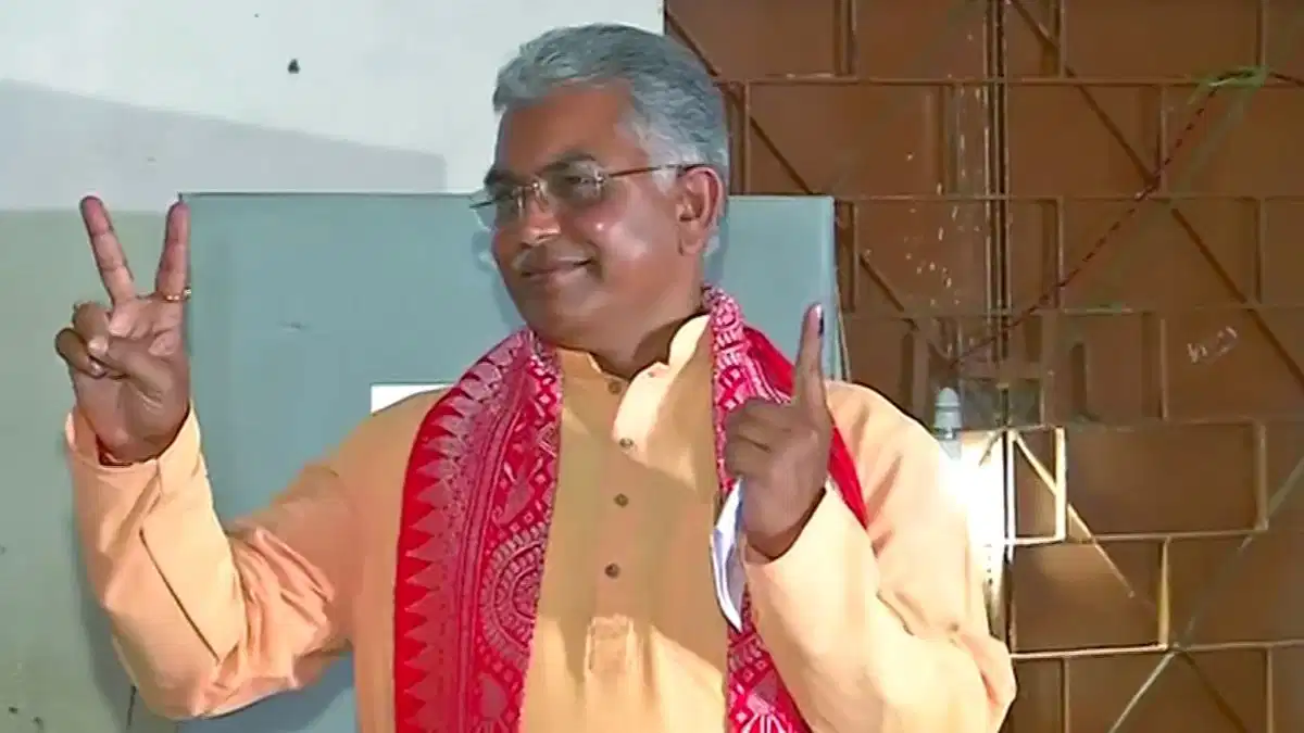 भाजपा नेता दिलीप घोष ने ममता बनर्जी की आलोचना की, चुनाव आयोग से SIR सुनिश्चित करने का अनुरोध किया