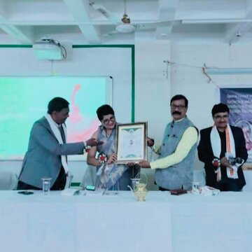 विद्यासागर विश्वविद्यालय में हिंदी विश्वविद्यालय की पहली महिला कुलपति का एकल व्याख्यान