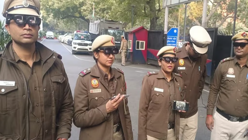 दिल्ली में आतंकियों को पकड़ेगी पुलिस की एआई तकनीक से लैस सनग्लास
